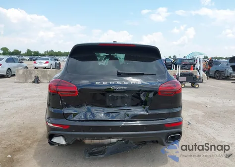 2016 Porsche Cayenne из США, поврежденный, VIN WP1AA2A21GLA10847